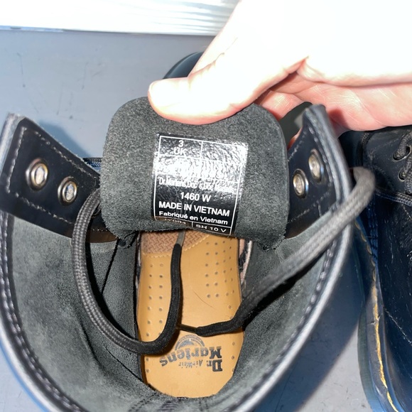 Black Doc Marten combat boots - Picture 4 of 9